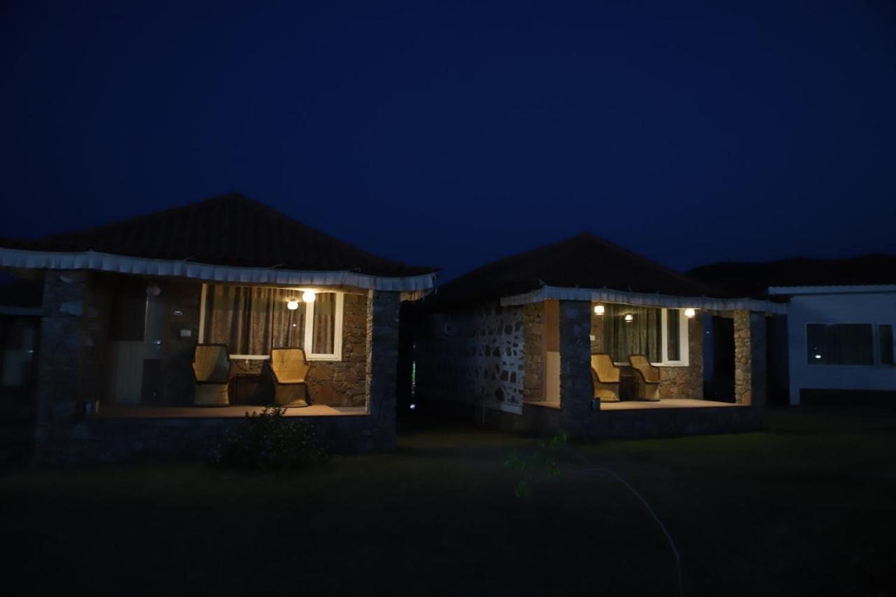 Virat Resorts, Sariska Rajasthan Bairat Luaran gambar