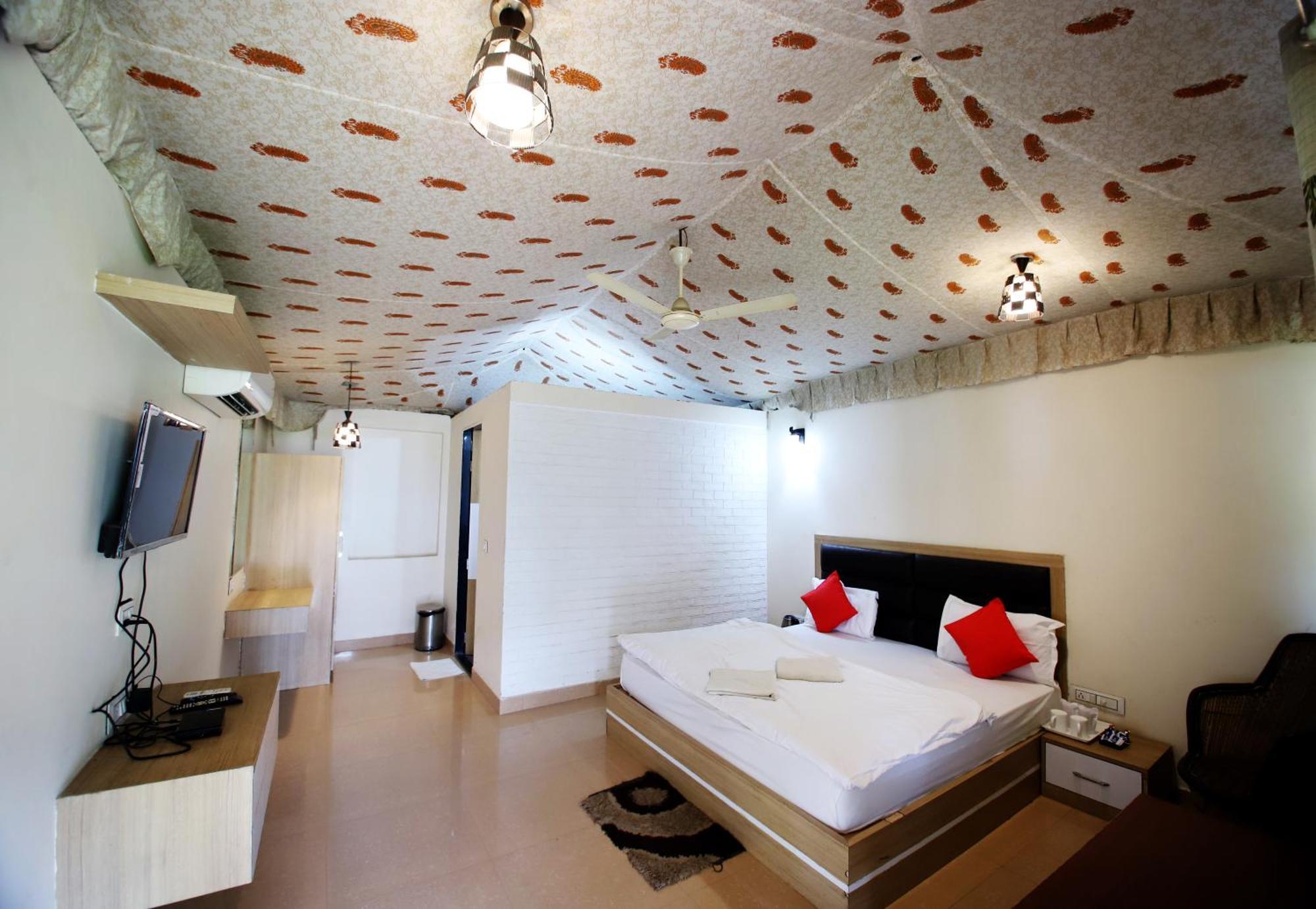 Virat Resorts, Sariska Rajasthan Bairat Bilik gambar