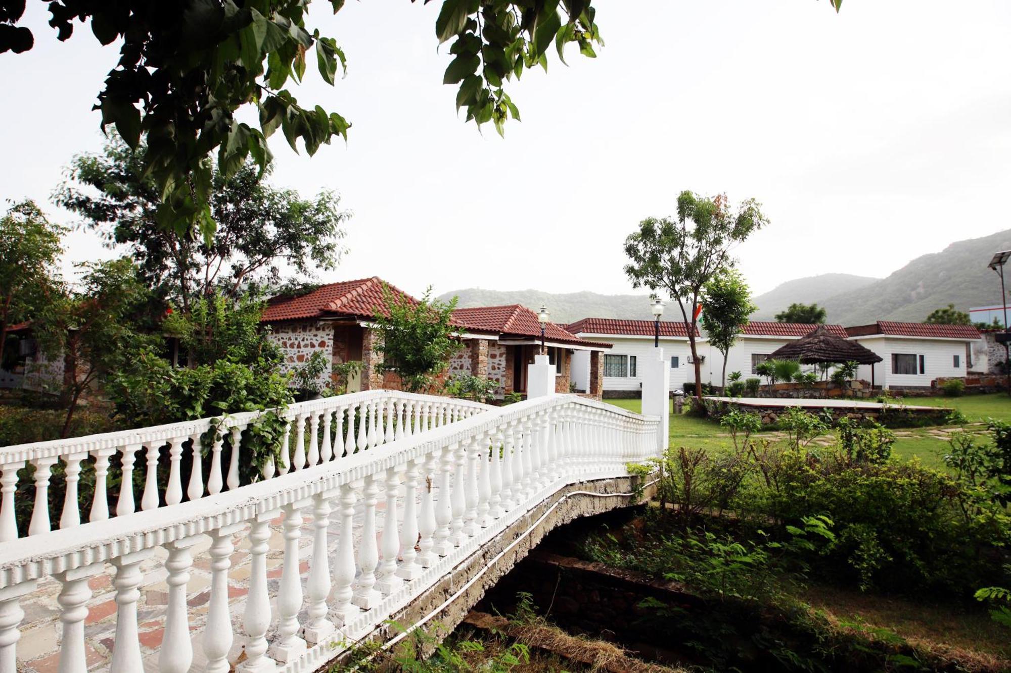 Virat Resorts, Sariska Rajasthan Bairat Luaran gambar